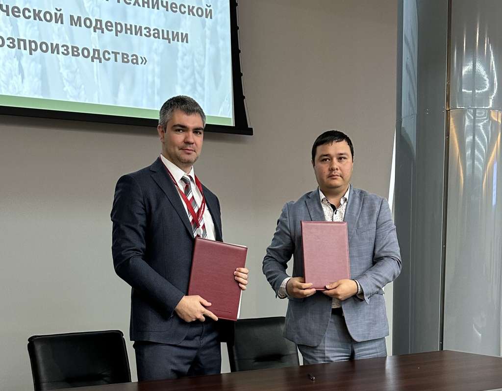 Ростсельмаш на агропромышленном форуме «Будущее российского села» Ростсельмаш на агропромышленном форуме «Будущее российского села»