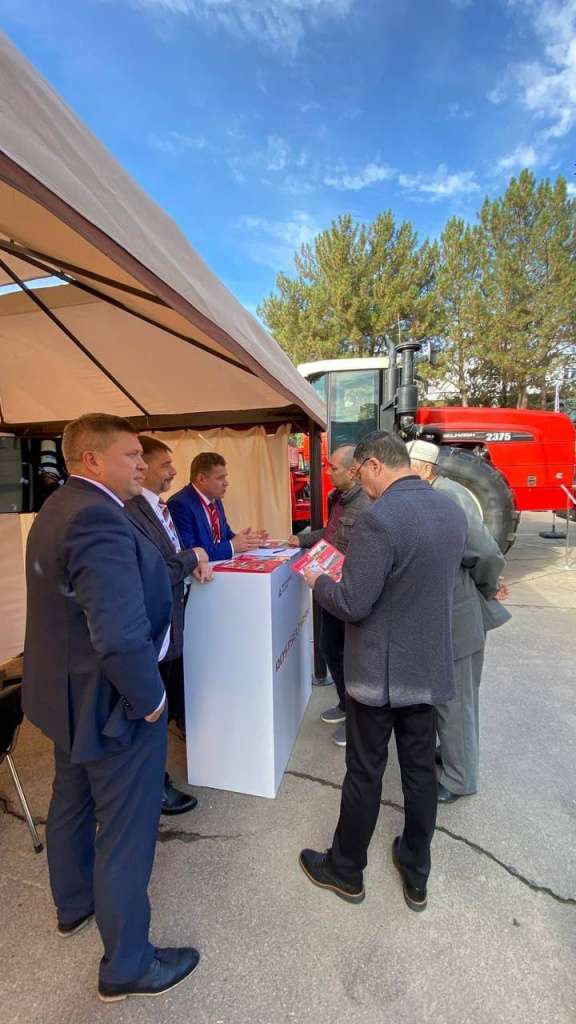 Ростсельмаш принял участие в международной выставке сельского хозяйства UzAgroExpo 