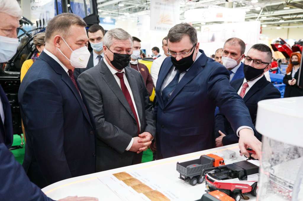 Ростсельмаш представил новинки на «Интерагромаш»